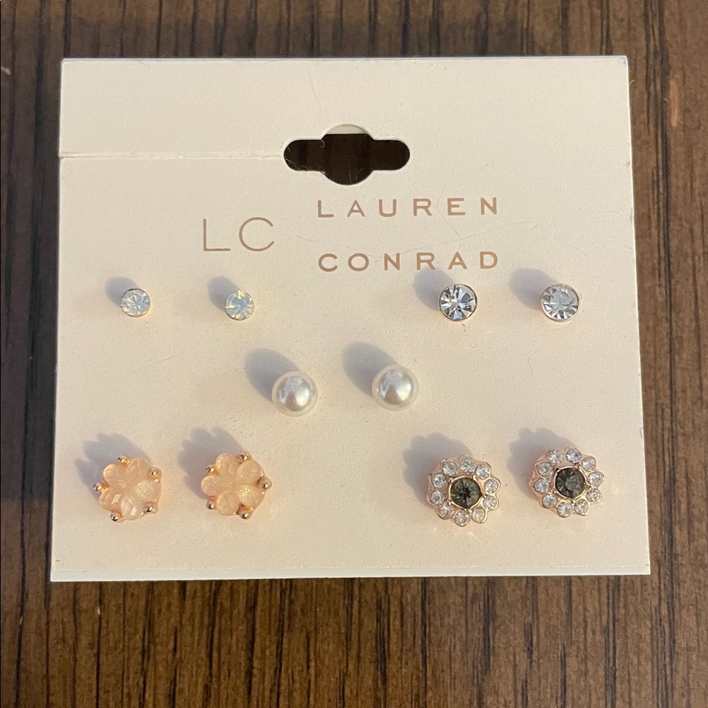 Lauren Conrad Earring Set